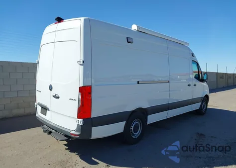 2022 Mercedes-Benz Sprinter 2500 High Roof I4 from USA, damaged, VIN W1Y40CHY0NT113610